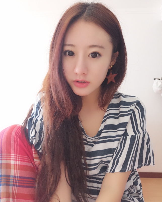 妮妮的第二张照片--成都相亲服务中心