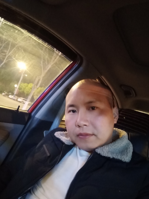 平平淡淡的第一张照片--成都相亲服务中心