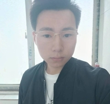 人在旅途的第一张照片--成都相亲服务中心