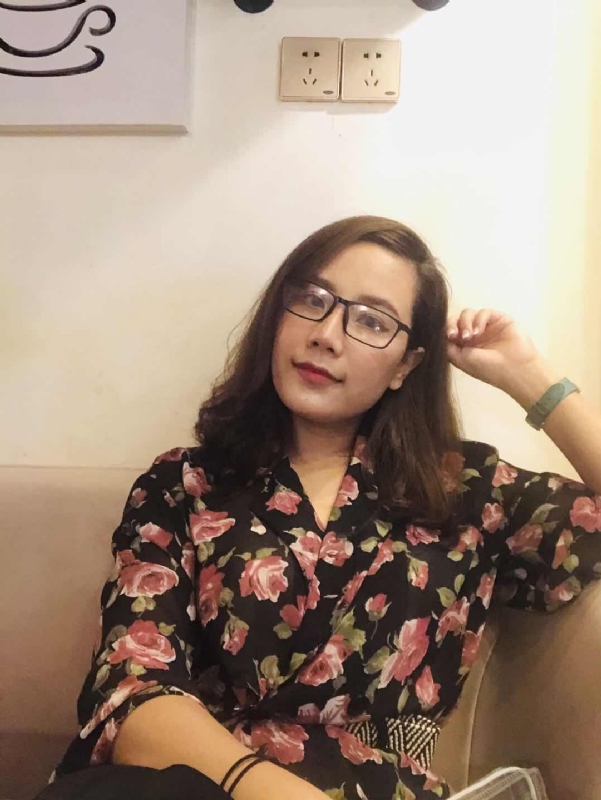 蝴蝶与蓝的第一张照片--成都相亲服务中心