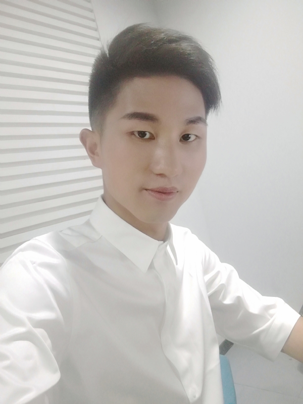 MrLi的第一张照片--成都相亲服务中心
