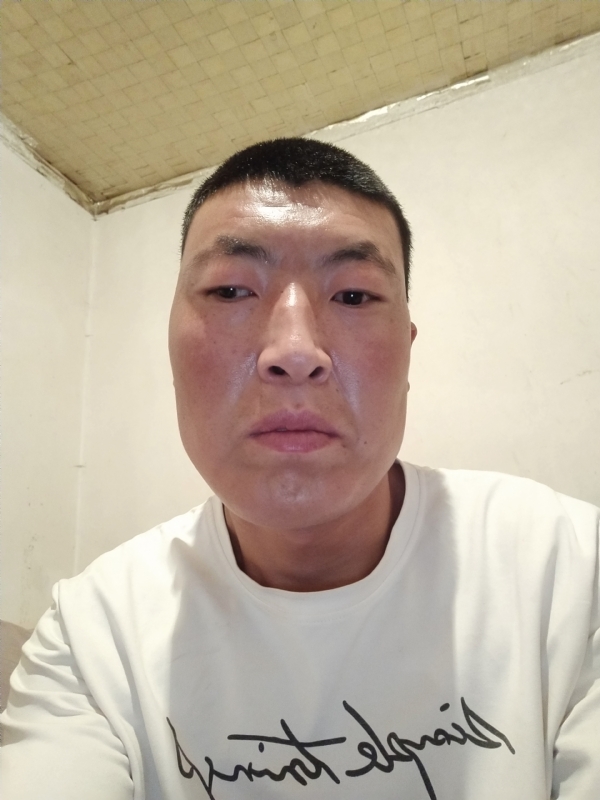 只为遇见你的第一张照片--成都相亲服务中心