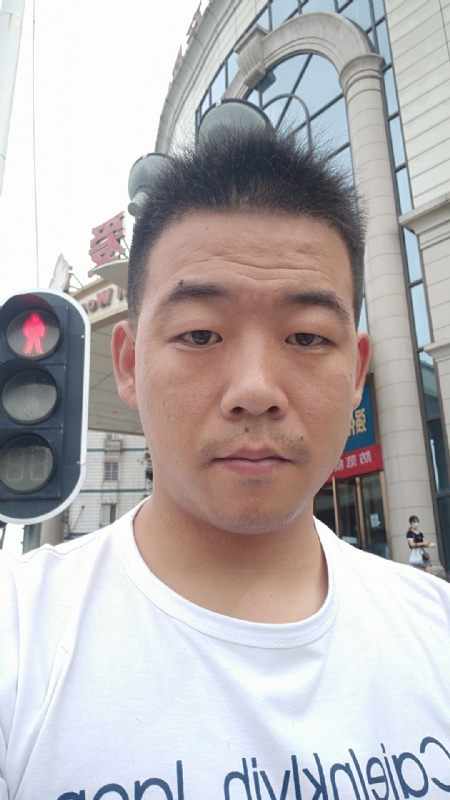 夜空的第一张照片--成都相亲服务中心