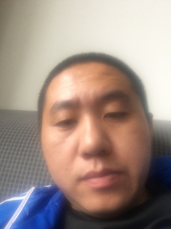 人间不值得的第三张照片--成都相亲服务中心