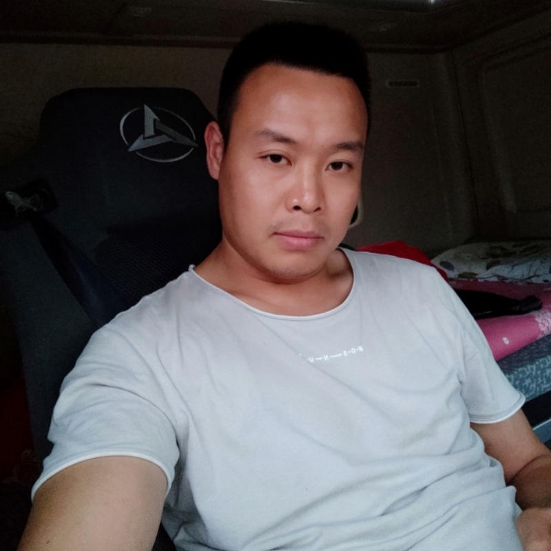 默默的第一张照片--成都相亲服务中心