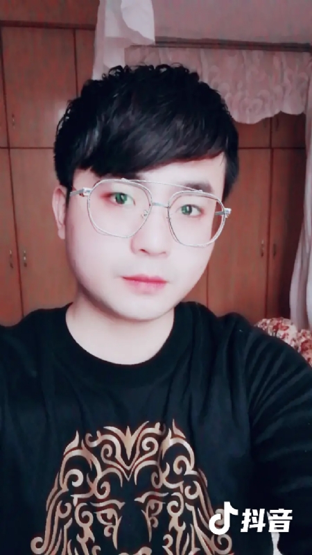 哎呦哥哥的第二张照片--成都相亲服务中心