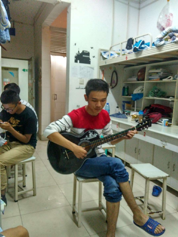 小林哥的第一张照片--成都相亲服务中心