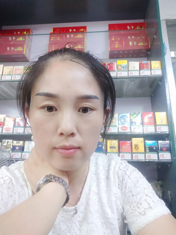 睿智的第二张照片--成都相亲服务中心