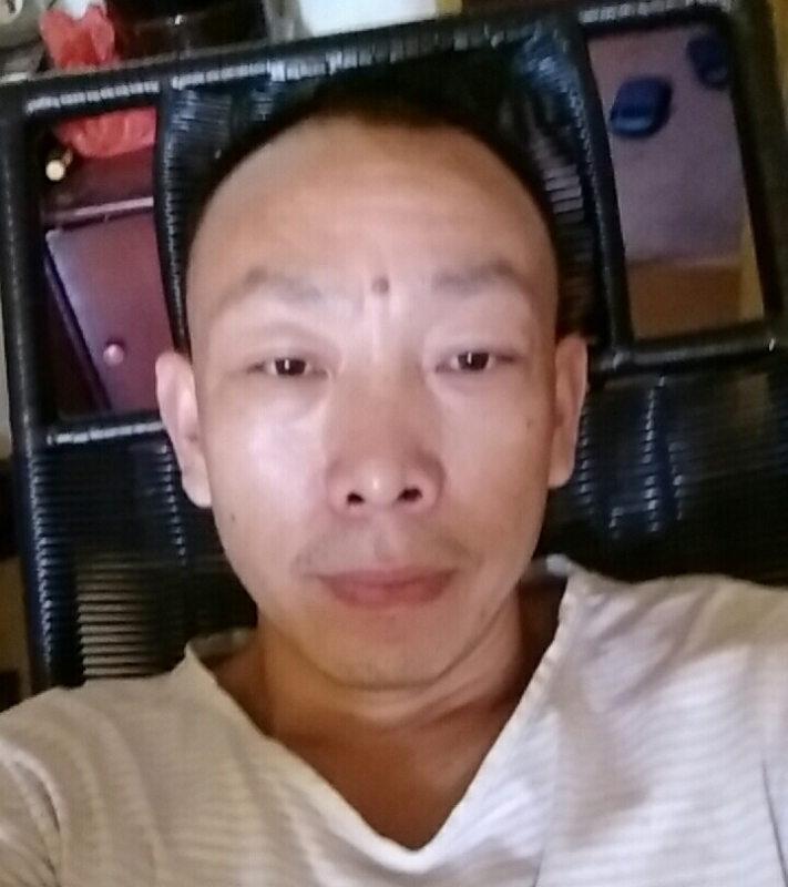 寻爱的第一张照片--成都相亲服务中心