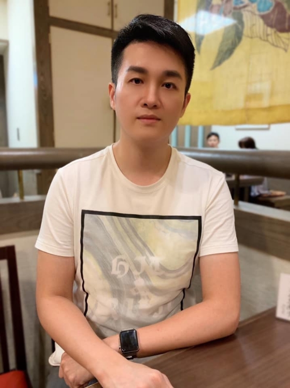 岁月流逝的第一张照片--成都相亲服务中心