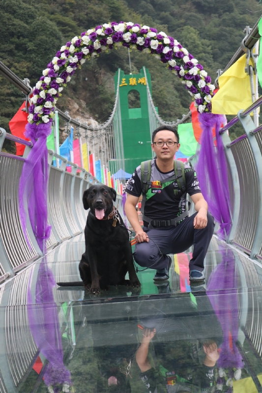 离人的第一张照片--成都相亲服务中心