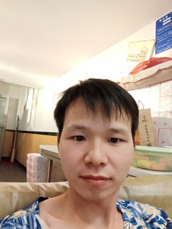 万里无云的第一张照片--成都相亲服务中心