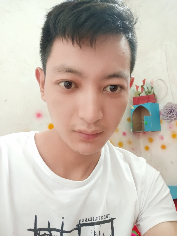 笑对人生的第一张照片--成都相亲服务中心