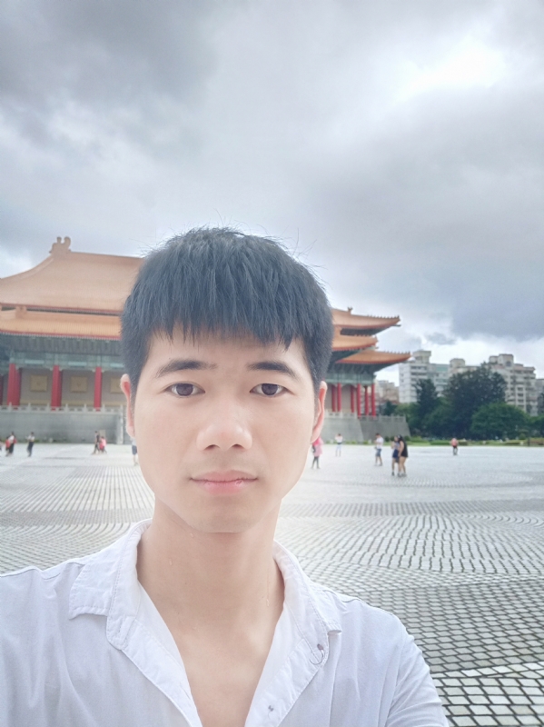 非诚勿扰的第一张照片--成都相亲服务中心