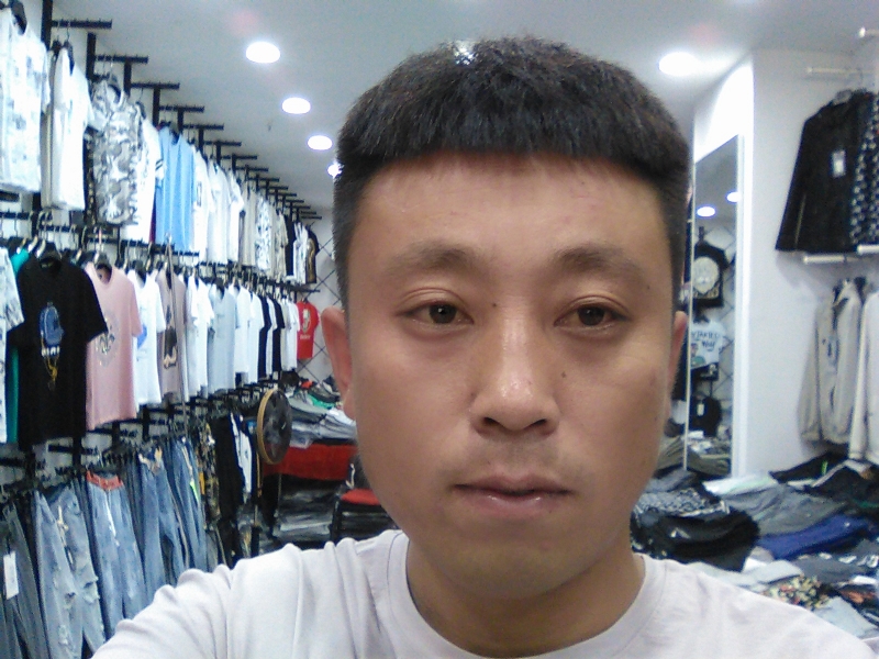 冰冷的心的第二张照片--成都相亲服务中心