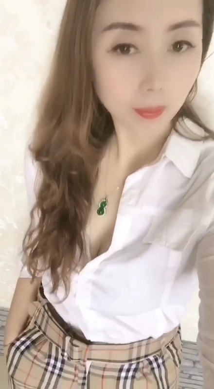 雨蝶的第一张照片--成都相亲服务中心