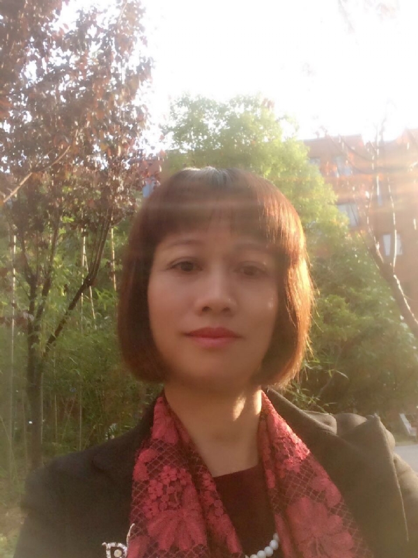 张馨方的第一张照片--成都相亲服务中心