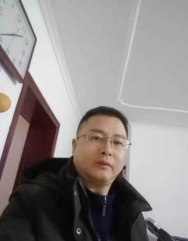 想牵你的手的第一张照片--成都相亲服务中心