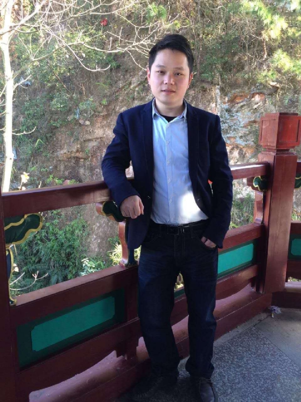 tang的第二张照片--成都相亲服务中心