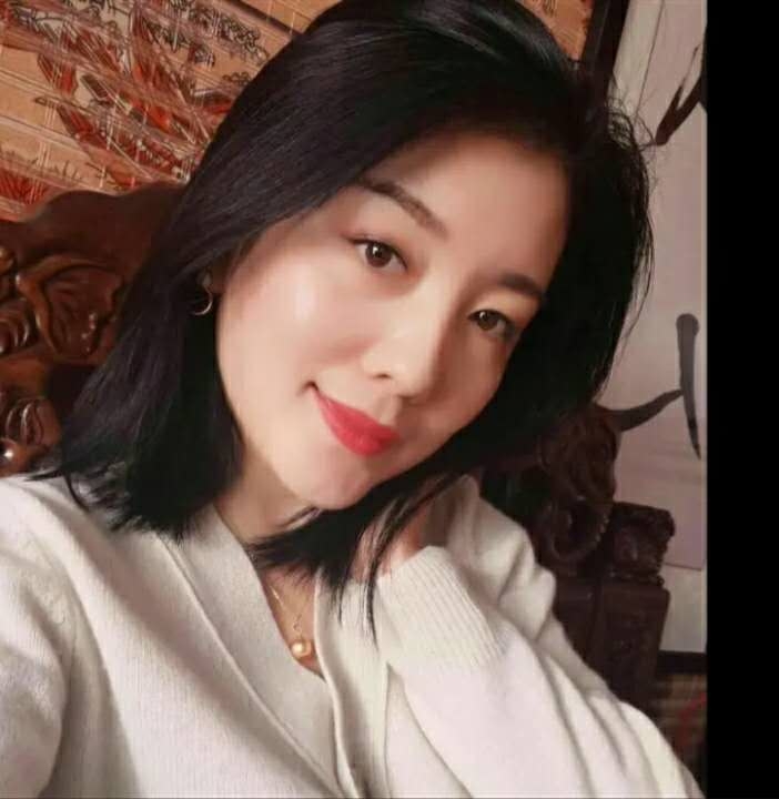 陈旧的第一张照片--成都相亲服务中心