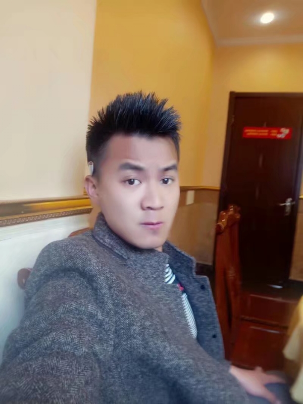 只为等你的第三张照片--成都相亲服务中心