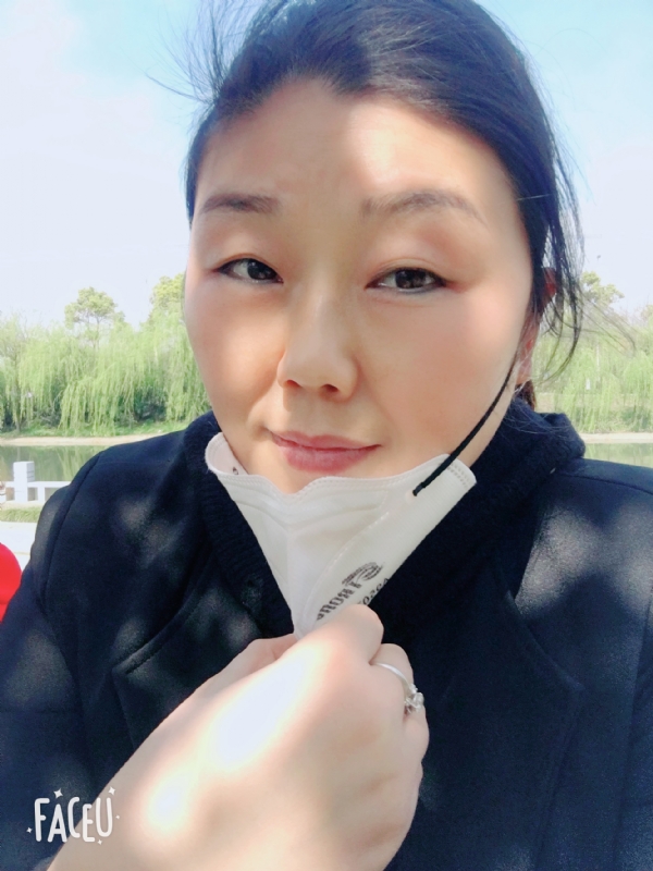 花开半夏的第一张照片--成都相亲服务中心