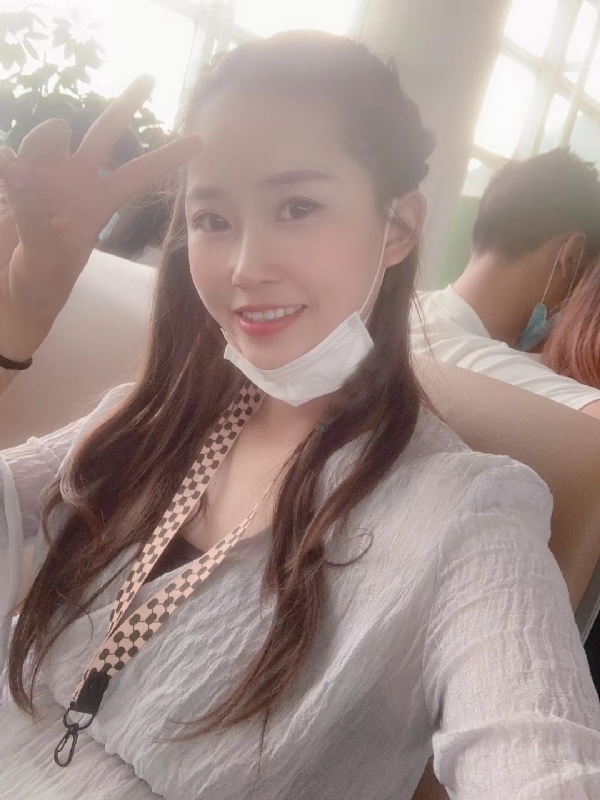 宁乙的第一张照片--成都相亲服务中心