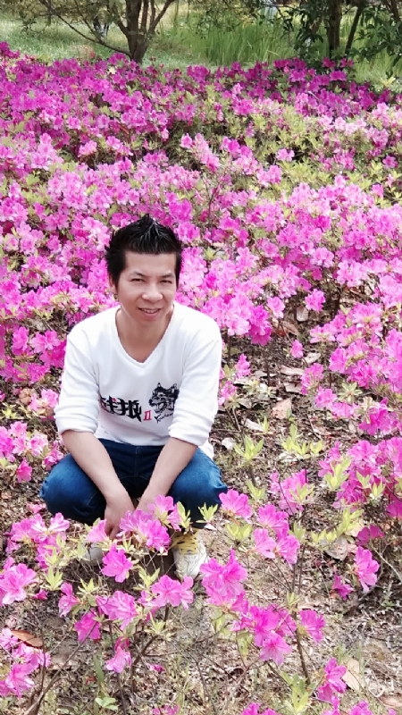云淡风轻的第一张照片--成都相亲服务中心