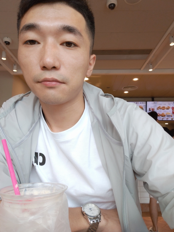 须臾数年的第二张照片--成都相亲服务中心