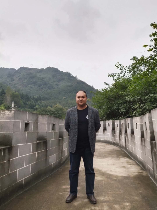 玉竹的第一张照片--成都相亲服务中心
