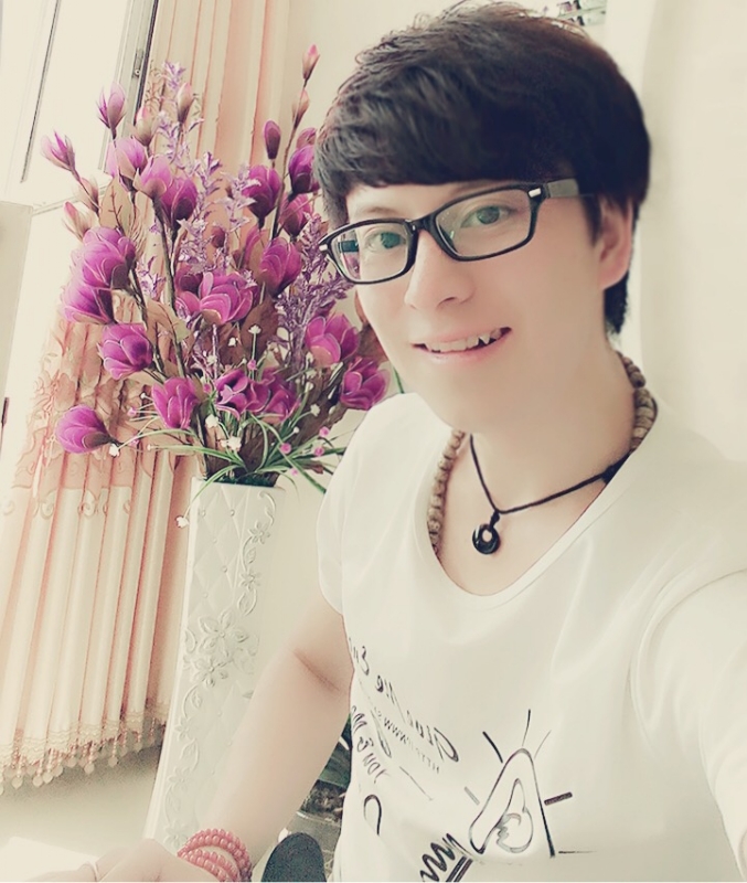 半°的第三张照片--成都相亲服务中心