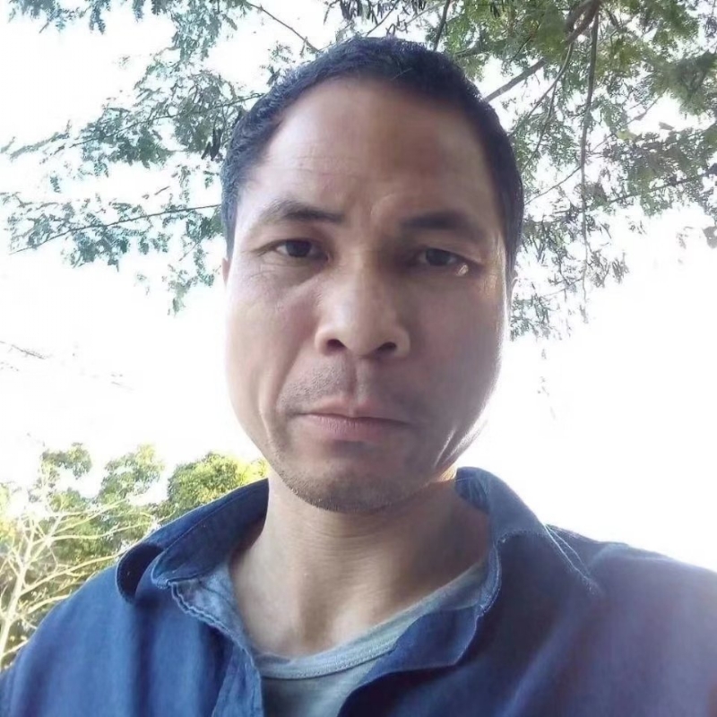 老钟的第一张照片--成都相亲服务中心