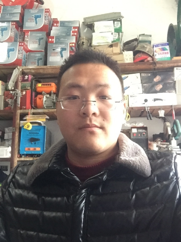 鼎福的第一张照片--成都相亲服务中心