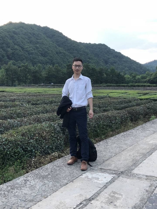 盛夏果实的第一张照片--成都相亲服务中心