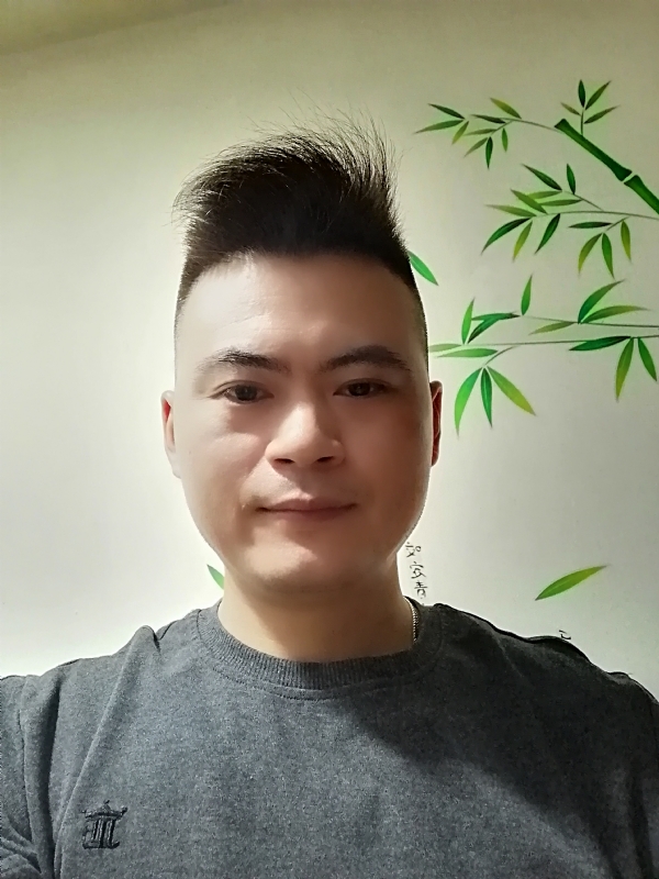 阿旭的第一张照片--成都相亲服务中心