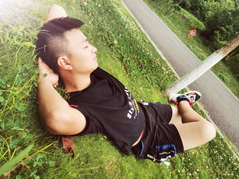 危笑的第一张照片--成都相亲服务中心