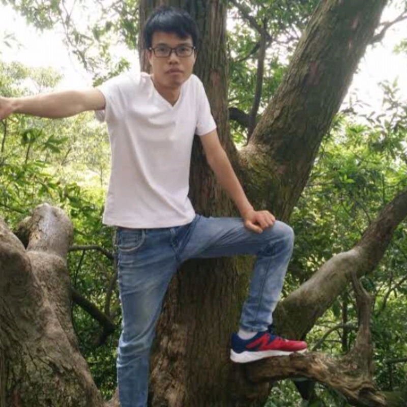 纯情男儿的第一张照片--成都相亲服务中心