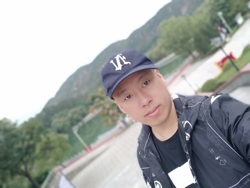 阳光的第一张照片--成都相亲服务中心