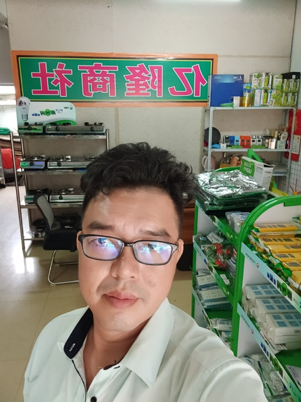 亿隆的第一张照片--成都相亲服务中心