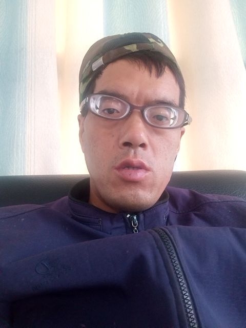 等待有缘人的第二张照片--成都相亲服务中心