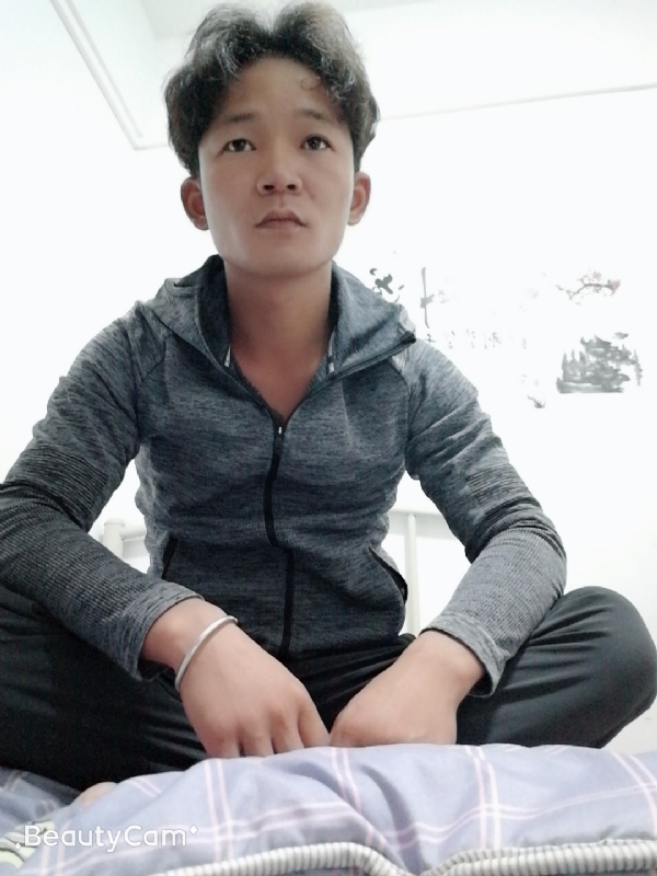 东浩学长的第一张照片--成都相亲服务中心