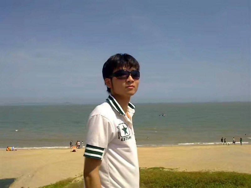 阿俊的第一张照片--成都相亲服务中心