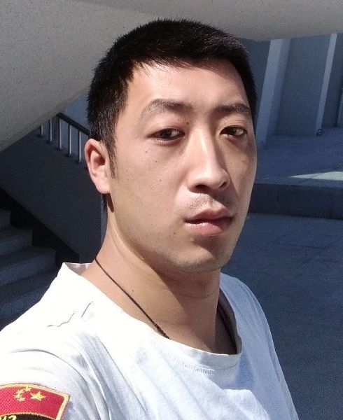 小小的第一张照片--成都相亲服务中心