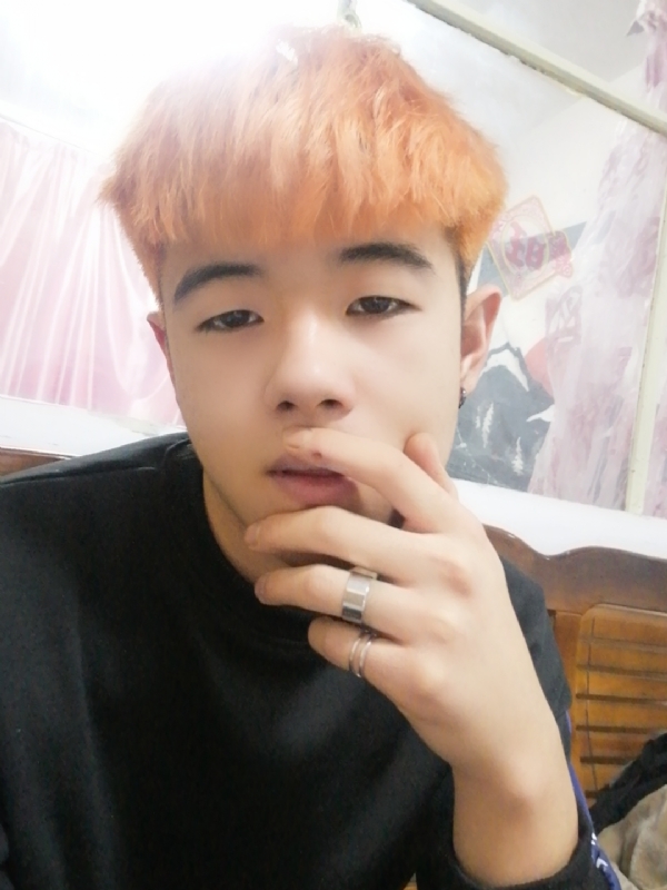 钟宇诗的第一张照片--成都相亲服务中心