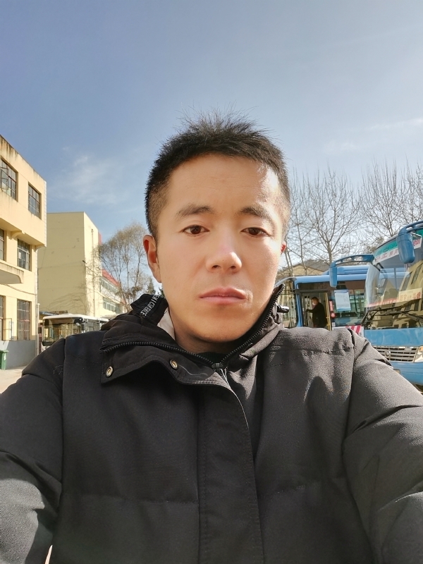 孤独的云的第三张照片--成都相亲服务中心