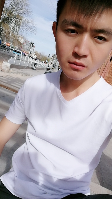 未来可期的我的第一张照片--成都相亲服务中心