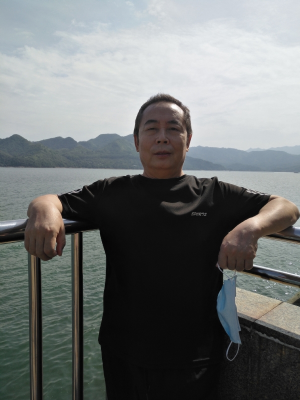 重振雄风的第四张照片--成都相亲服务中心