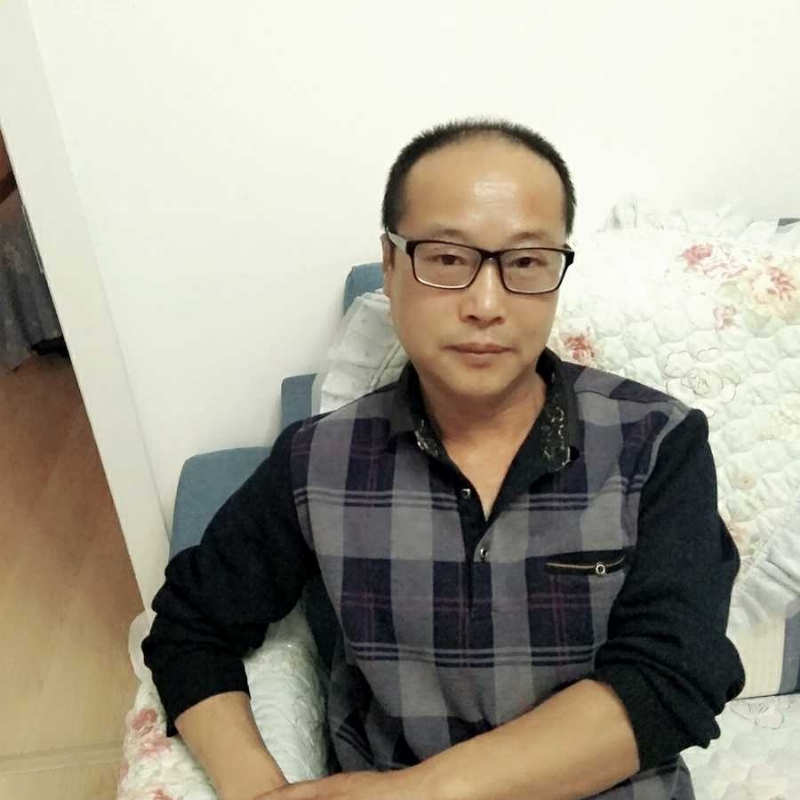 大海的第一张照片--成都相亲服务中心