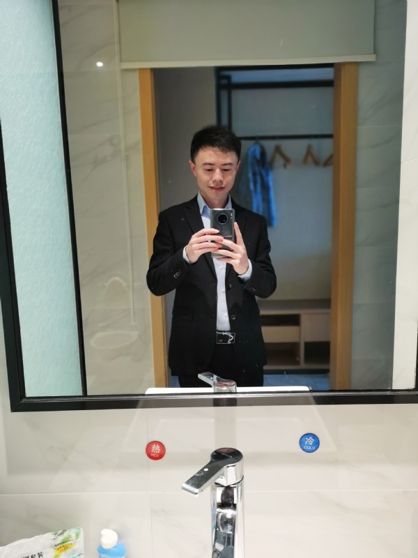 Lin的第一张照片--成都相亲服务中心