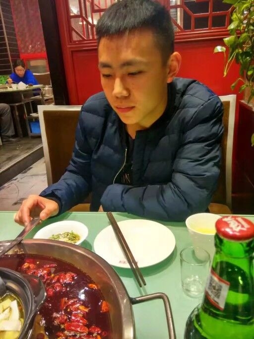 圈圈的第一张照片--成都相亲服务中心